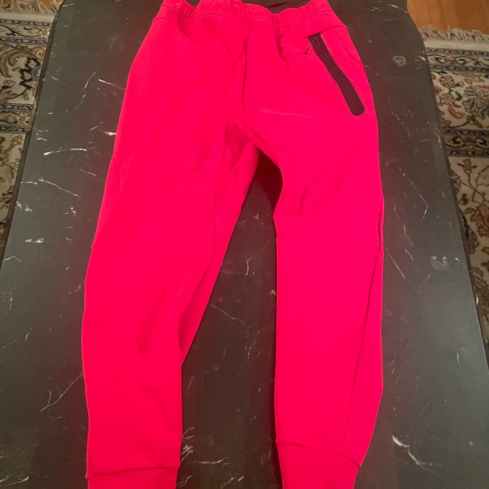 nike tech fleece